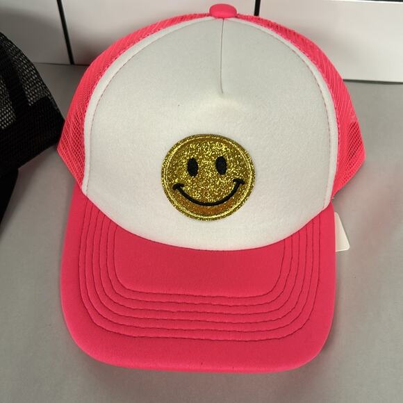 NWT Lot Of 2 Boutique Brand Smiley Face Adjustable Snap Back Baseball Caps OS - Picture 2 of 6